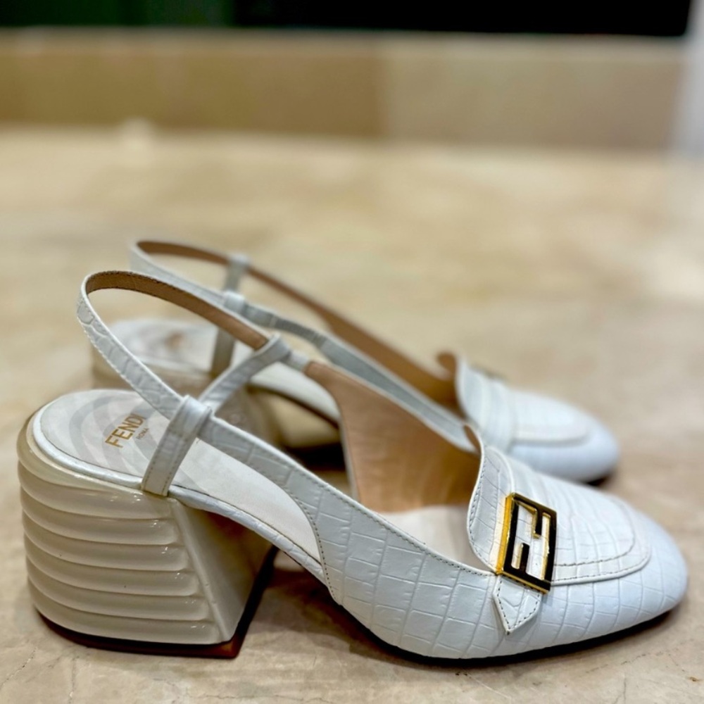 Fendi Slingback Loafer Pumps (perfect condition)